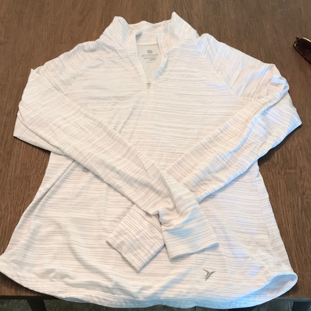 Old Navy Active Women’s quarter zip